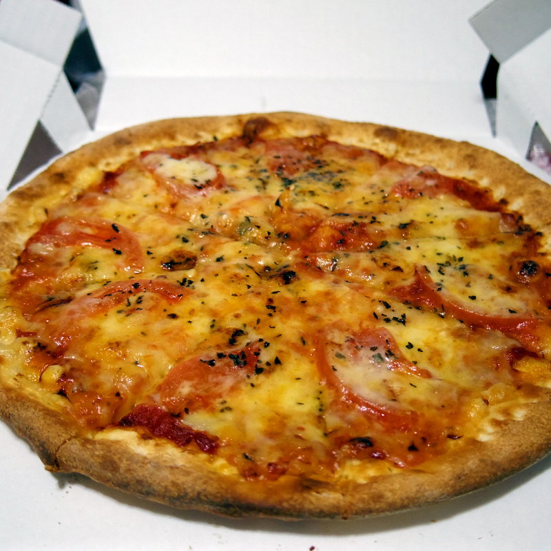 スライストマトのマルゲリータ(ジェイ ピザ クラブ 一関本店 （J-PIZZA-CLUB）)