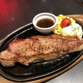 サーロインステーキ（200g）(ミートラッシュ ヨドバシAkiba店（Meat Rush）)