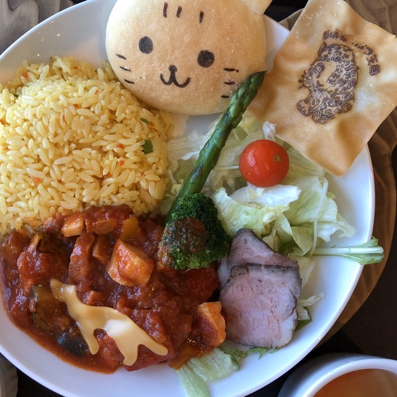 ヤマネコランチ(ヤマネコテラス)