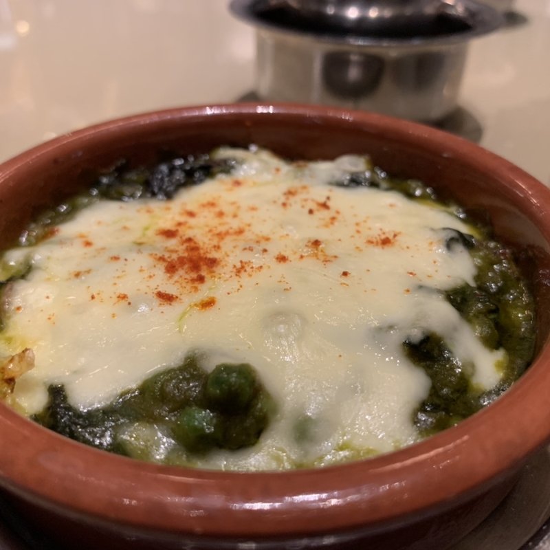 ほうれん草のココットカレー(カレー居酒屋 『YELLOW』)