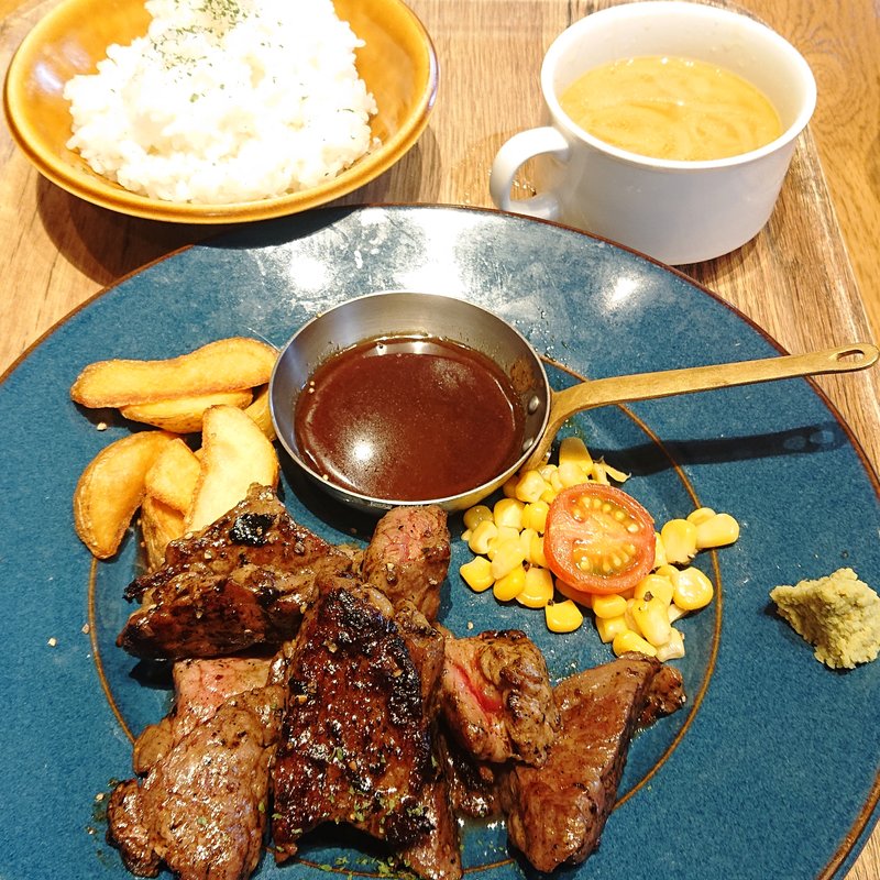 サービスカットステーキランチ(180g)(GRILL＆PUB THE NICK STOCK ラゾーナ川崎)