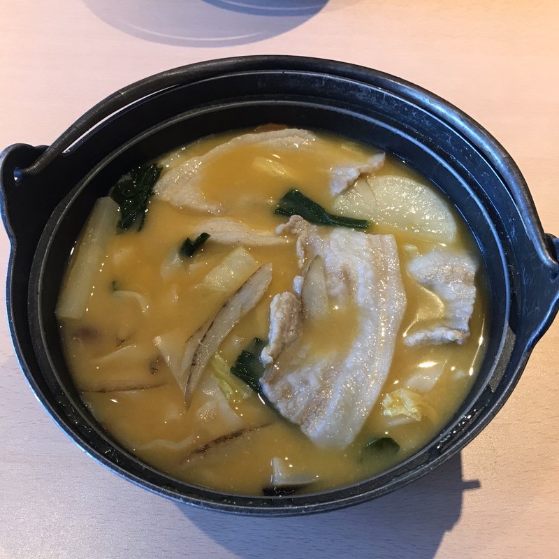 山梨クリスタルポークの豚肉ほうとう(浅間茶屋 山中湖畔店 )