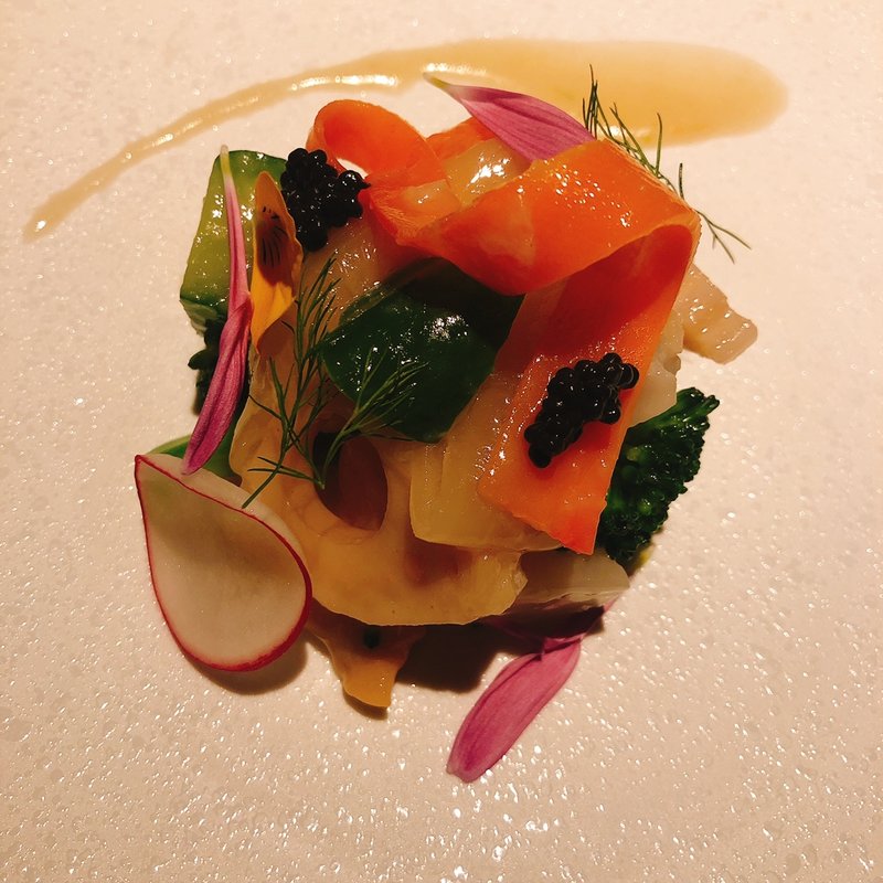 北海道産 ホタテとツブ貝のサラダ仕立て アンチョビキャベツ(ラ テール / LA TERRE)