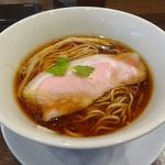 鶏醤油らーめん(スープ&ヌードル 桜鳳)
