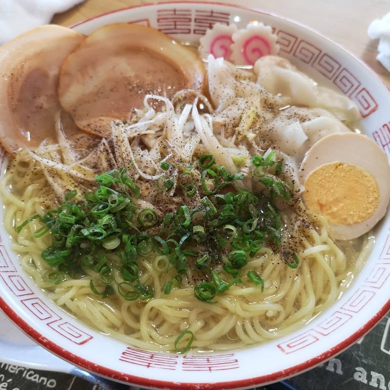 自家製ネギ塩ワンタン麺(お家ラーメン)