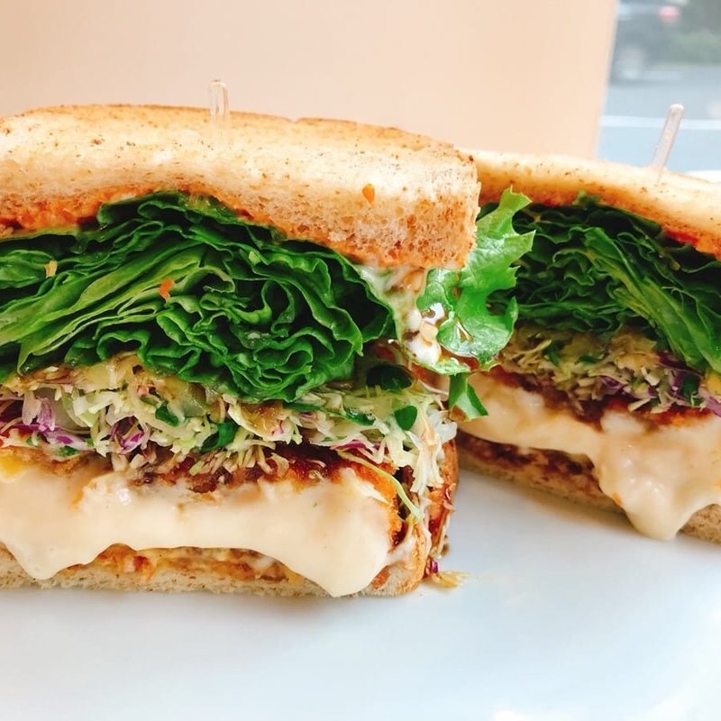 カニクリームコロッケサンド(&sandwich. （アンド サンドイッチ）)