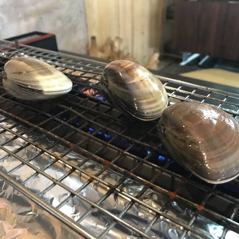 焼きハマグリ(大漁亭 )