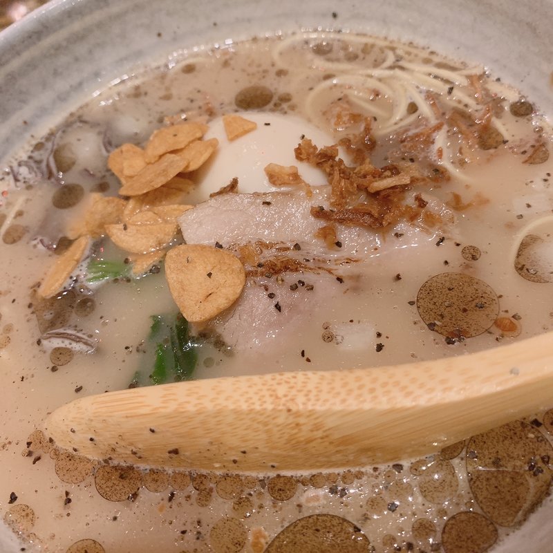 とんこつラーメン(ジャンクイタリアン)