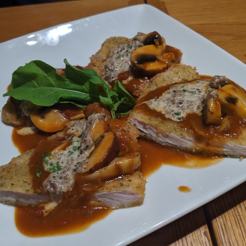 ポークかつれつ(MUSHROOM TOKYO（マッシュルームトーキョー 表参道）)