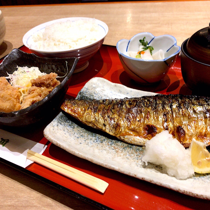 さばの塩焼定食(浪花ろばた 八角 大名古屋ビルヂング店)