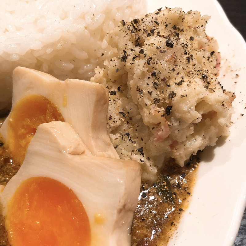 スパイスポテサラ(すりらんかごはん　ハルカリ)