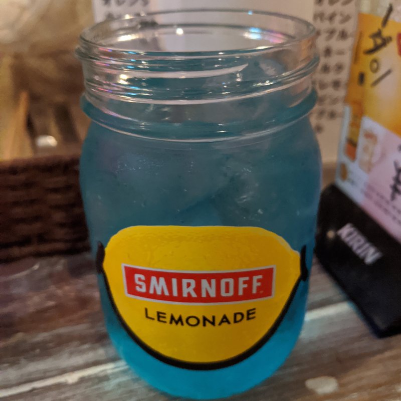 スミノフブルーレモネード(マッケンチーズカフェ)