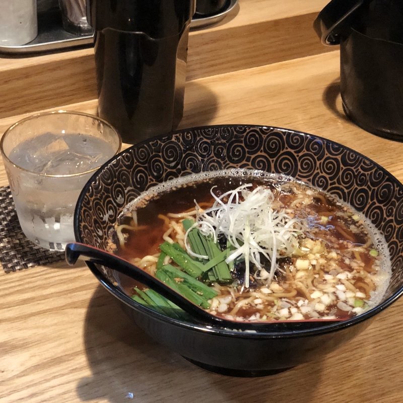 ピリ辛豚足餡かけラーメン(和創居酒屋 辰家 （わそういざかや たつや）)