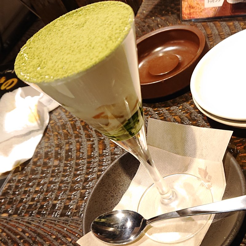 〆パフェ（抹茶）(居酒屋 土間土間 武蔵溝の口店)