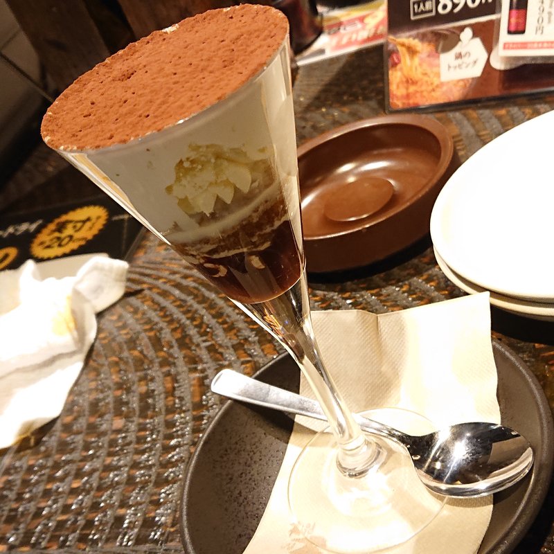 〆パフェ（ティラミス）(居酒屋 土間土間 武蔵溝の口店)