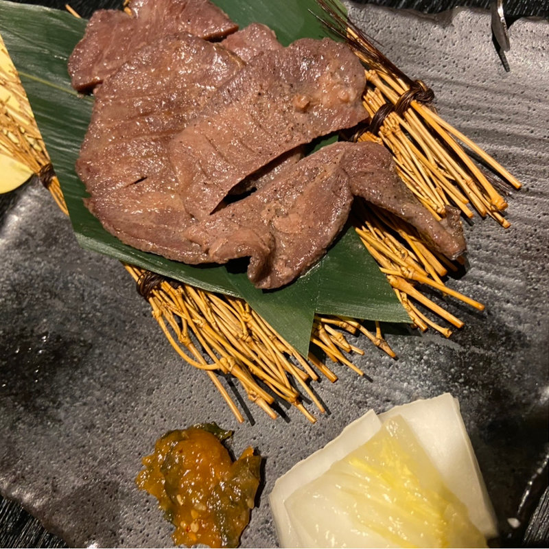 牛タンあぶり焼き(個室居酒屋くいもの屋わん 大橋西口店)