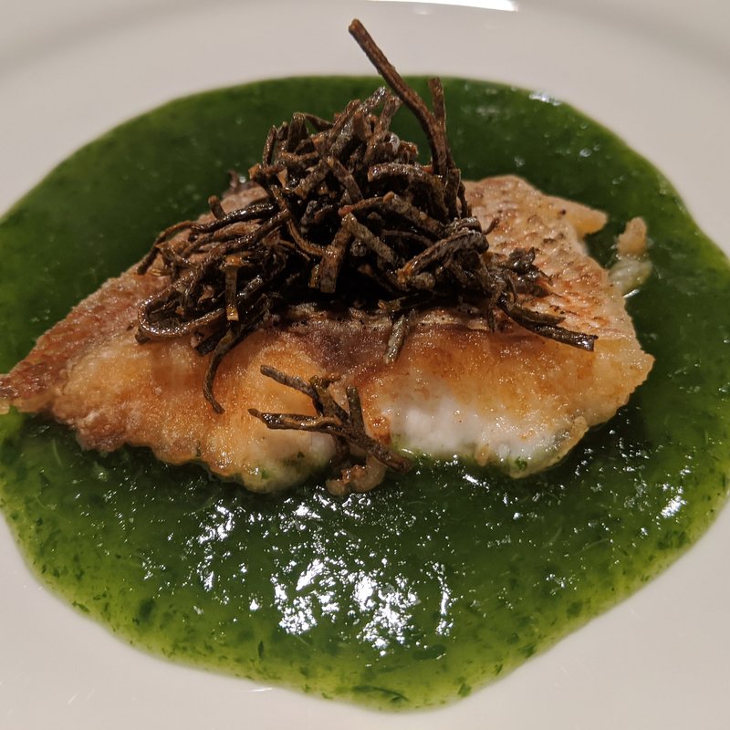 真鯛のポワレ(ELLAS)