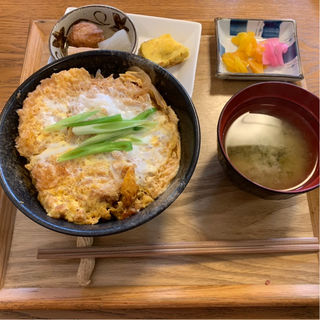 鮪のカツ丼(旬菜旬魚 さくら)