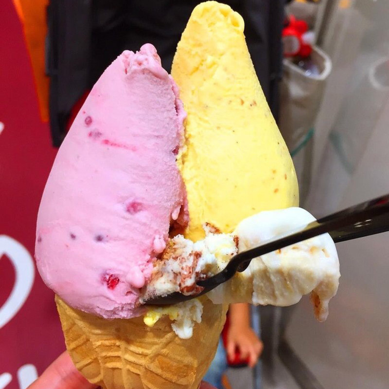 ラズベリーミルク&パンプキンチーズケーキのジェラート(パリヤ 青山店 （PARIYA）)