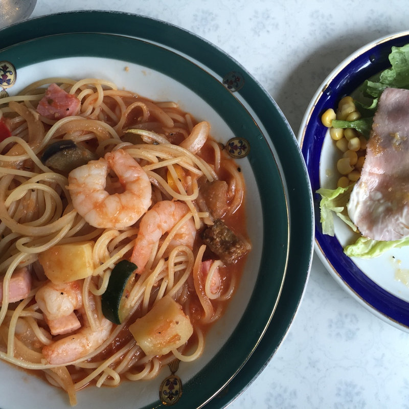 シーフードパスタ(白い幻想 )