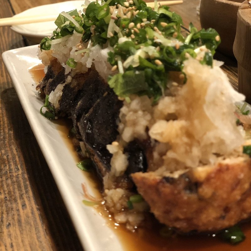 秋!!なすぎょうざ(極楽酒場 げんてん)