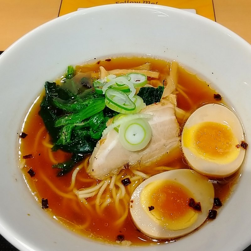 味玉あっさり醤油そば(鶏白湯らーめん 自由が丘蔭山 アリオ亀有店)