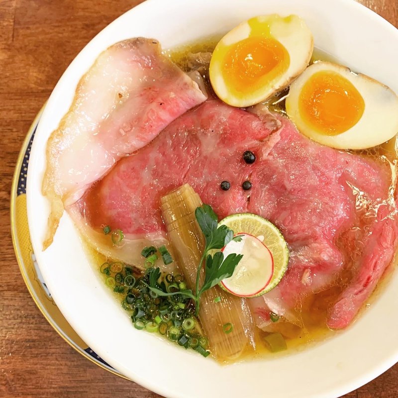 限定　飛騨牛サーロインのローストビーフらーめん(海老丸らーめん)