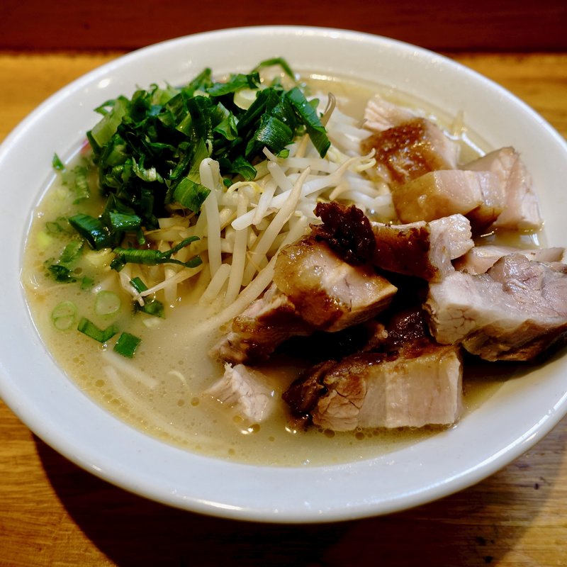 まるとくチャーシューメン(薩摩っ子ラーメン 北新地店 （さつまっこらーめん）)