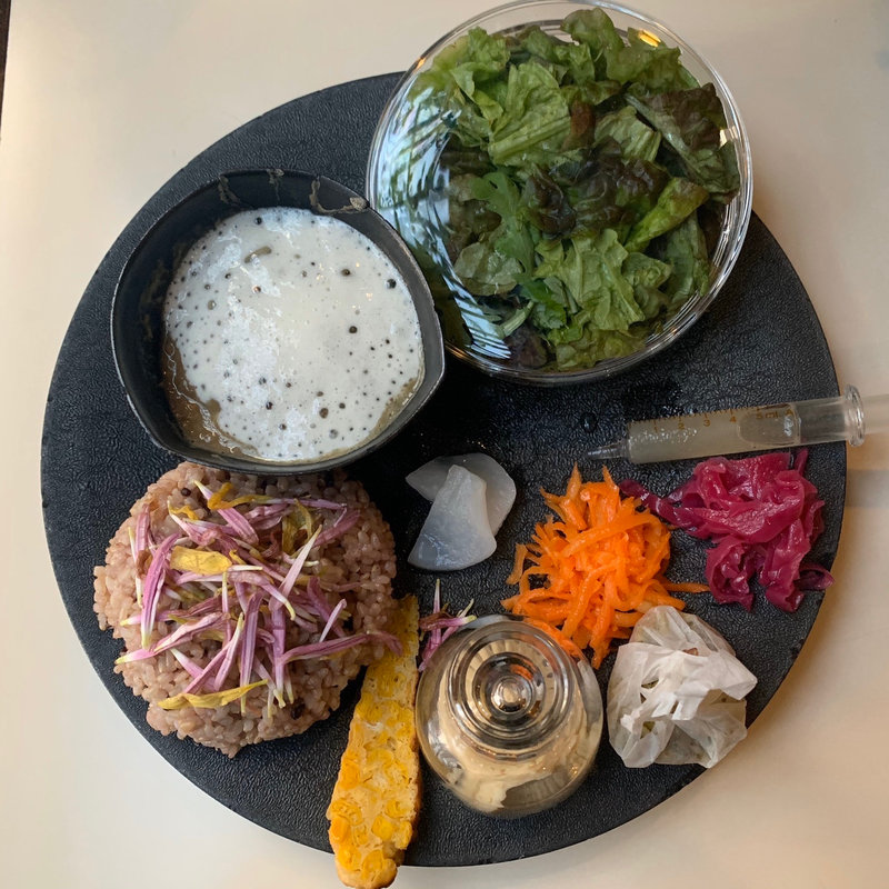 塩豚とレンズ豆の炊いたん(カフェ・ソヨ )