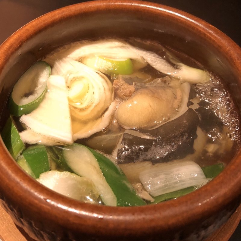 スッポンとふかひれの小鍋(赤坂　渡なべ)
