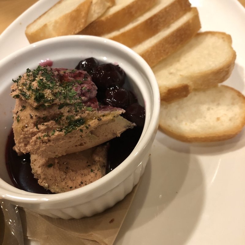 フォアグラと白レバーのパテ(酒とおいしい飯 エナジーホール)