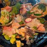 刺身盛合せ(千住魚河岸酒場 しずく)