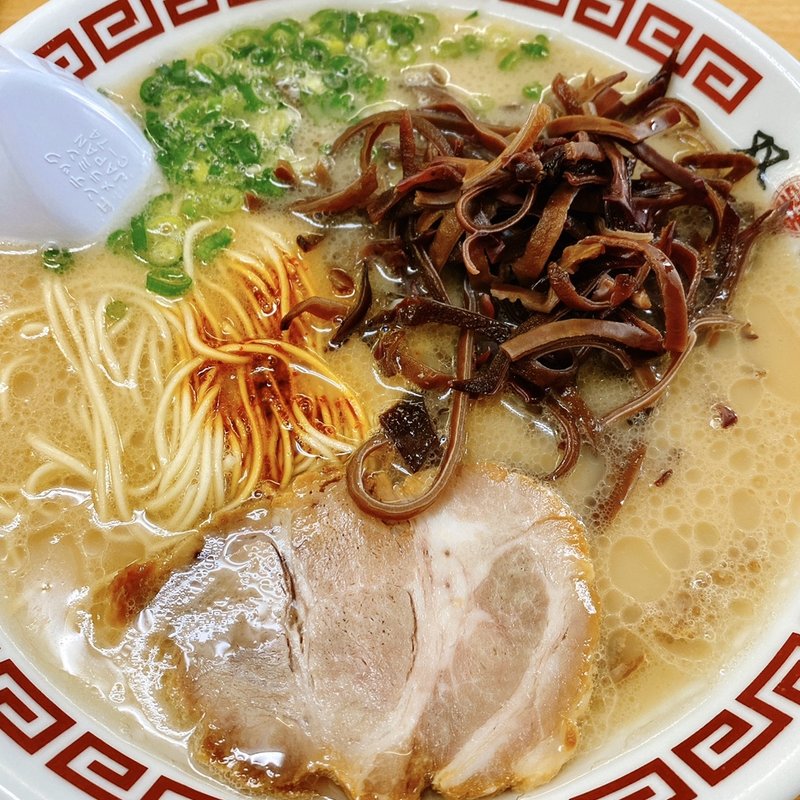 餃子定食（ラーメン、餃子、ごはん）(豚骨ラーメン 双喜紋（そうきもん）)