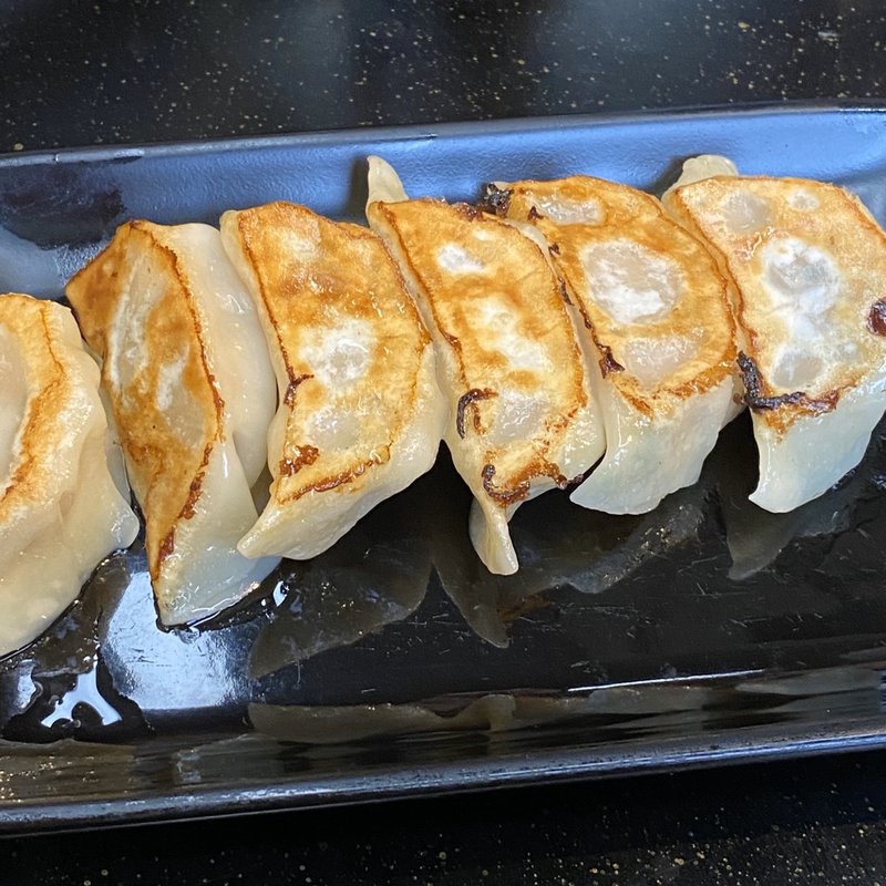 餃子(キッチン中華 あじたか)