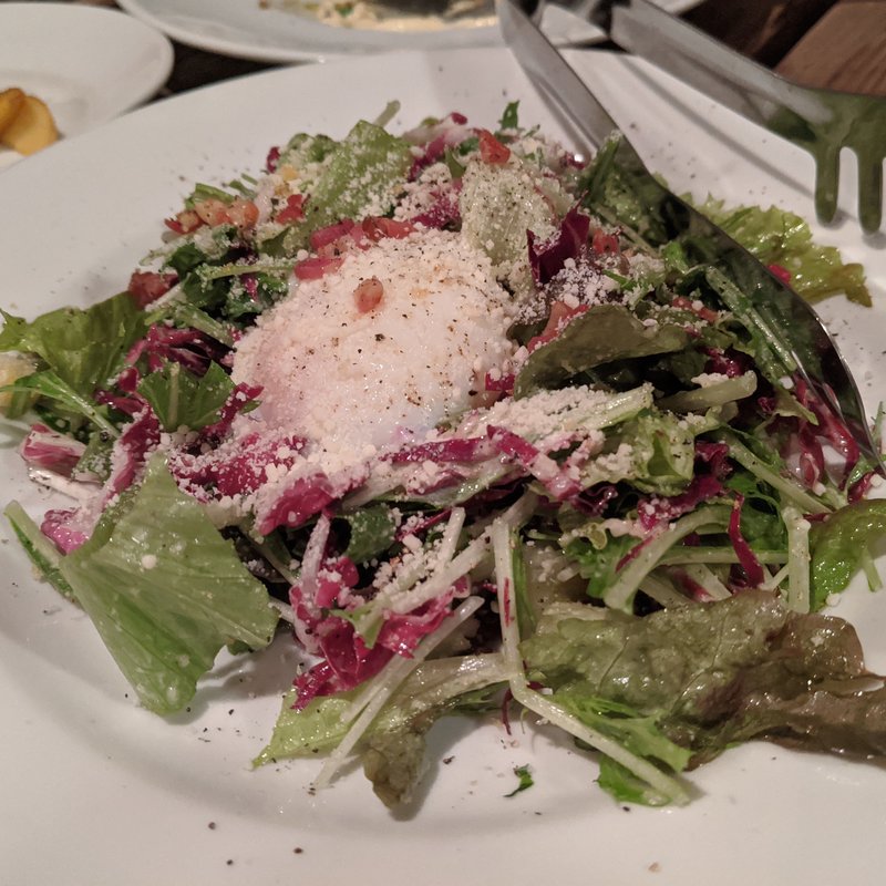 パルミジャーノたっぷり！オリジナルシーザーサラダ(IL COVO)