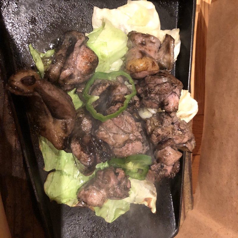 地頭鶏もも炭火焼(宮崎地鶏炭火焼『車』丸の内店)