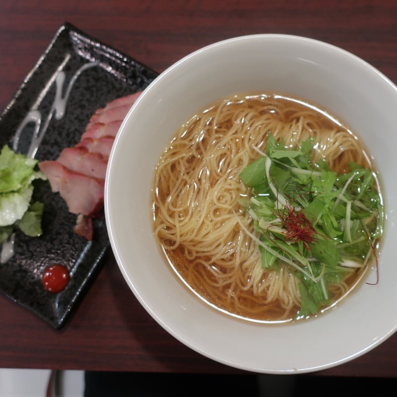 チャーシュー湯麺(広東麺チャーリー)