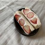 もういっこ苺のサンド(ナチュラルローソン)
