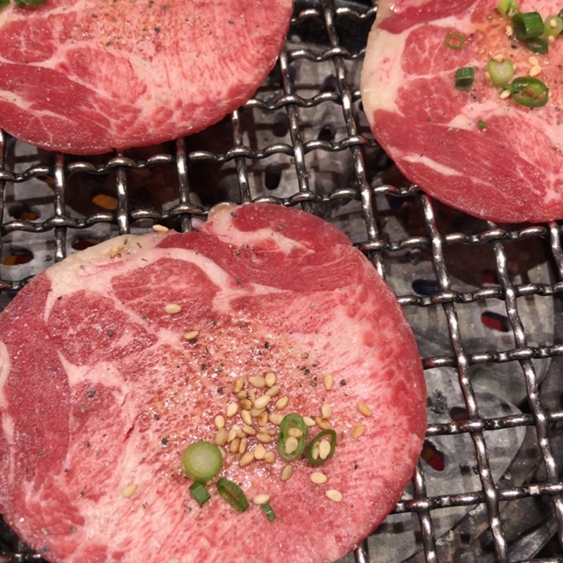 上タン塩(焼肉問屋くに家パサージオ店)