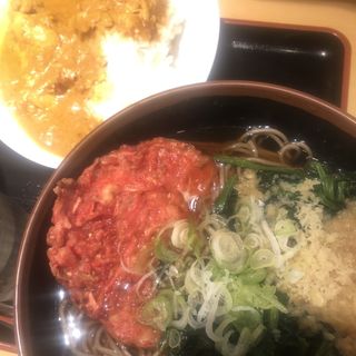 紅生姜天蕎麦と半カレーセット(よもだそば 日本橋店)