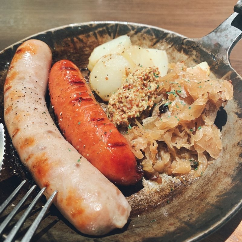 ソーセージ盛り合わせ(カイザーホフ 東京国際フォーラム前店)