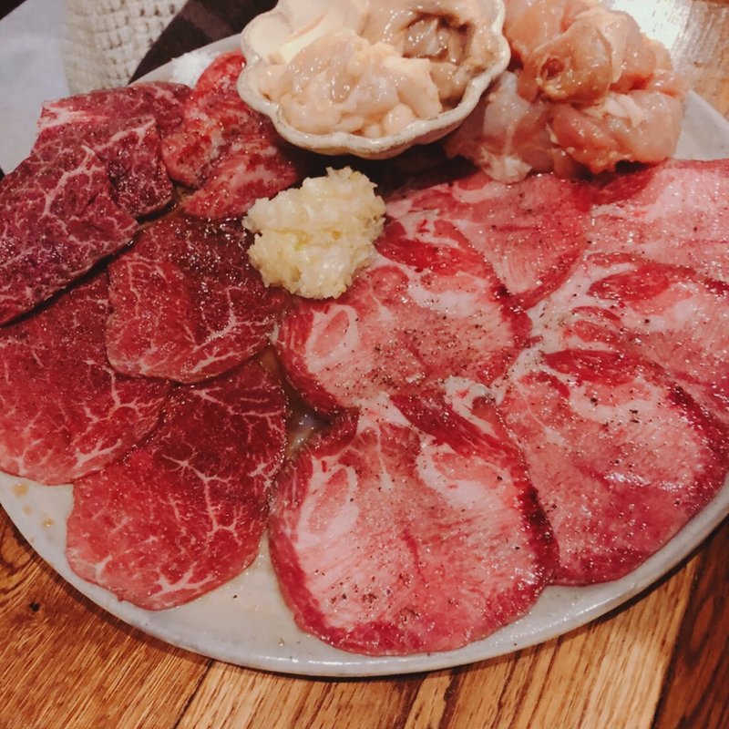 焼肉の盛り合わせ(檸檬)