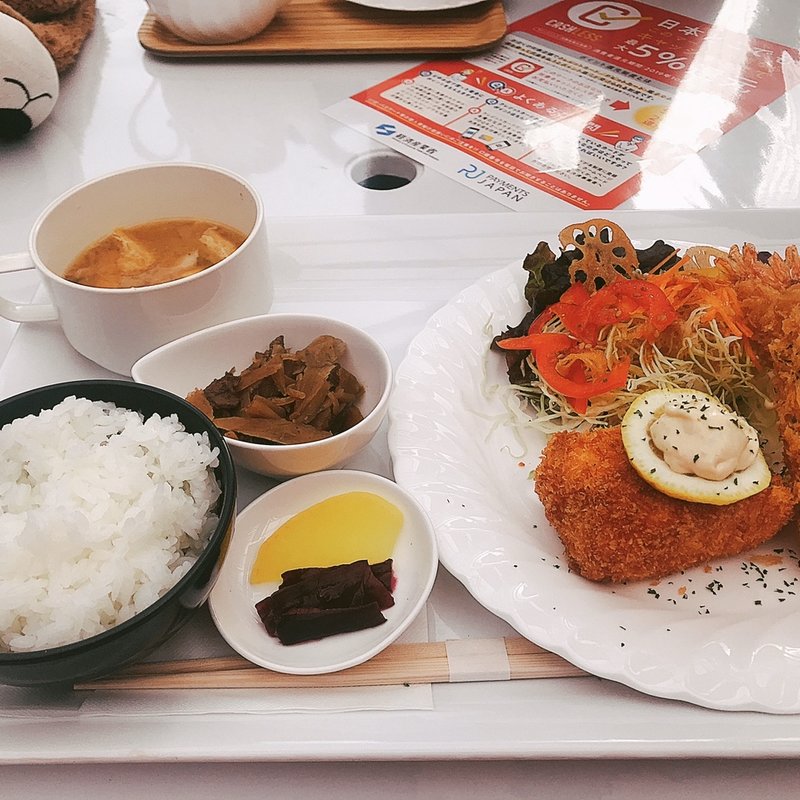 日替わりランチ(Moto DINER)
