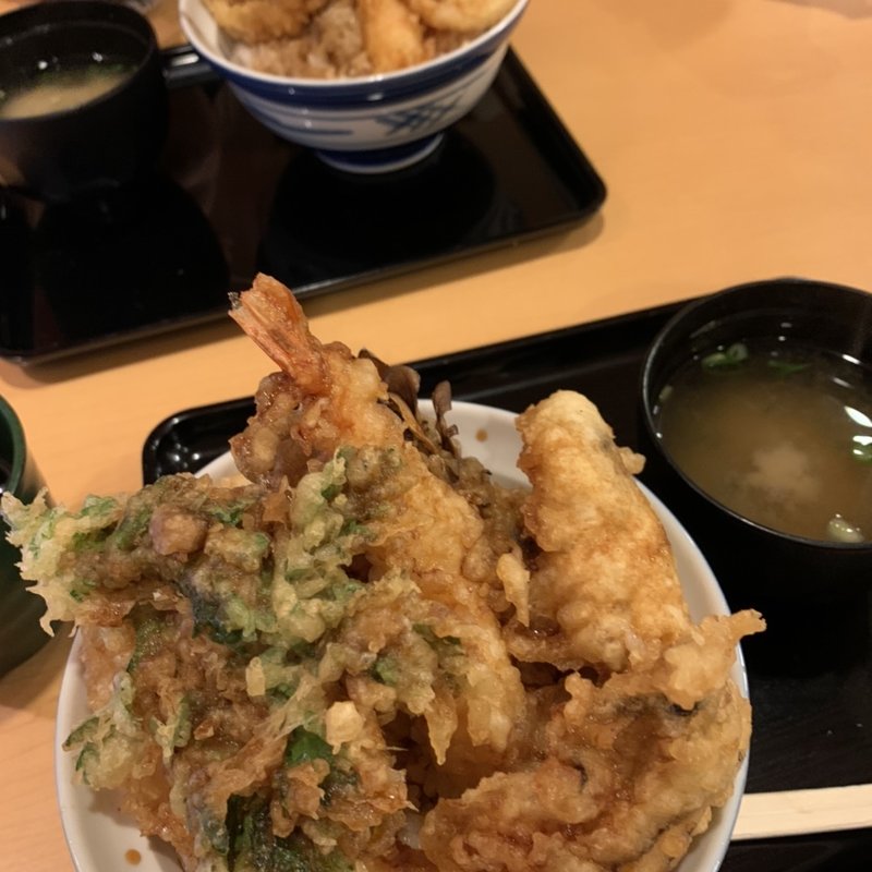 牡蠣・海老天丼(天じゅ （てんじゅ）)