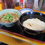 豚バラ肉の肉汁つけ麺(空飛ぶうどん やまぶき家)