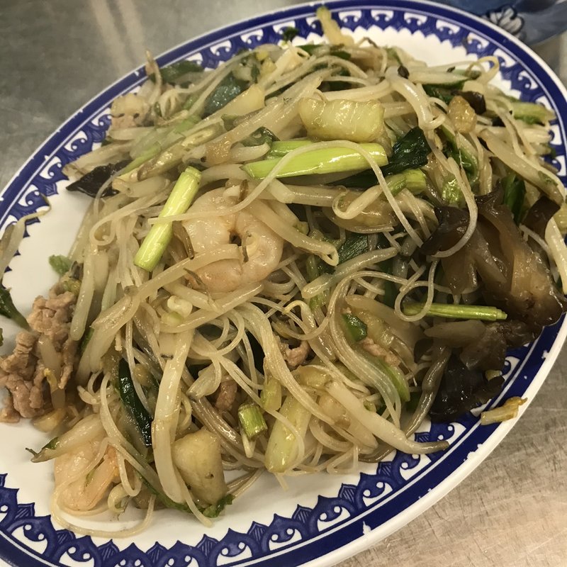 焼きビーフン(丸玉食堂 （マルタマショクドウ）)