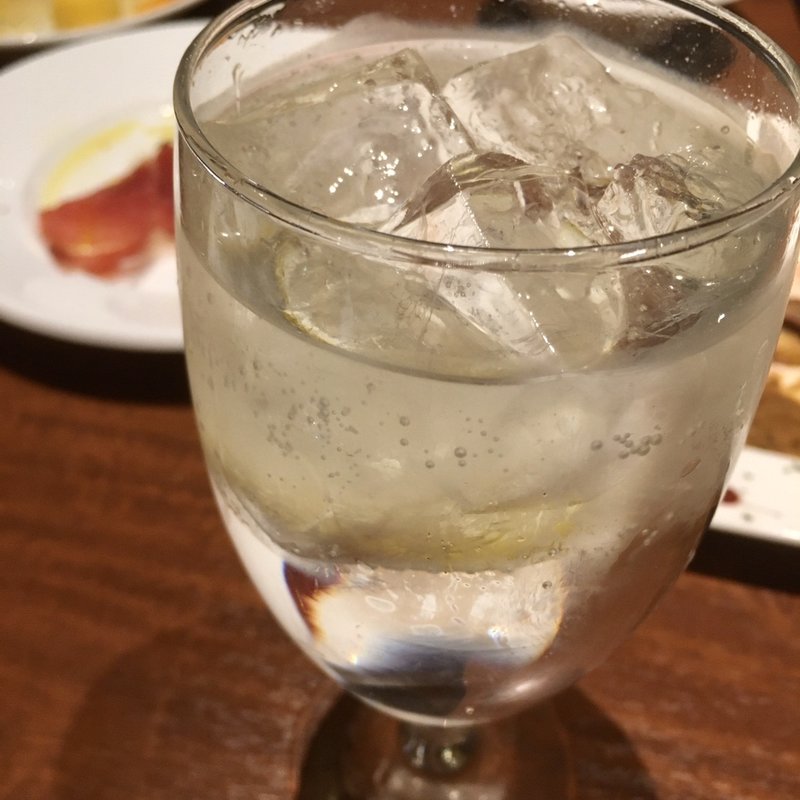 ジントニック(ビストロます家 札幌店)