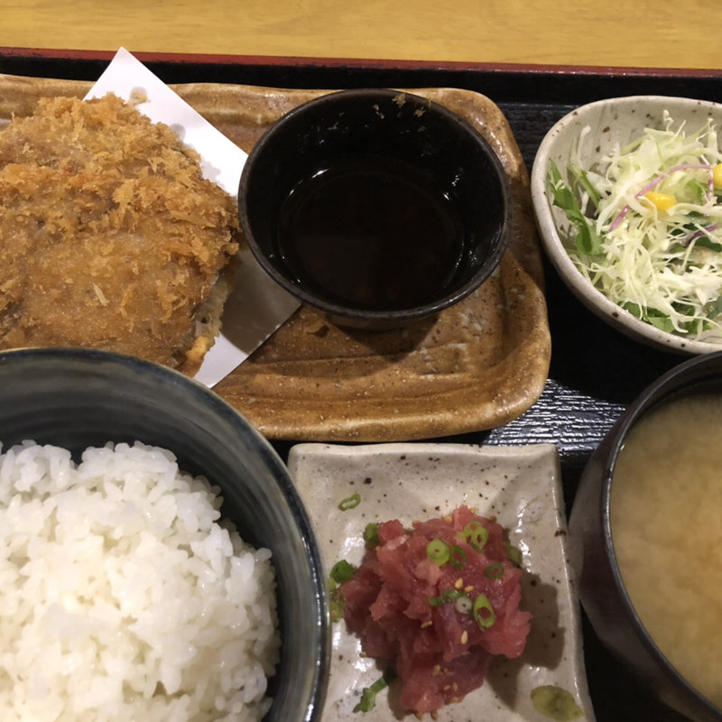 漬け鮪カツ定食(銀座船形 大手町)