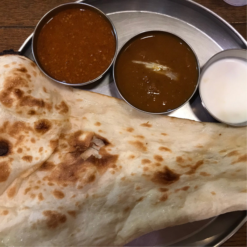 2色カレー(インド定食ターリー屋 西新宿本店)