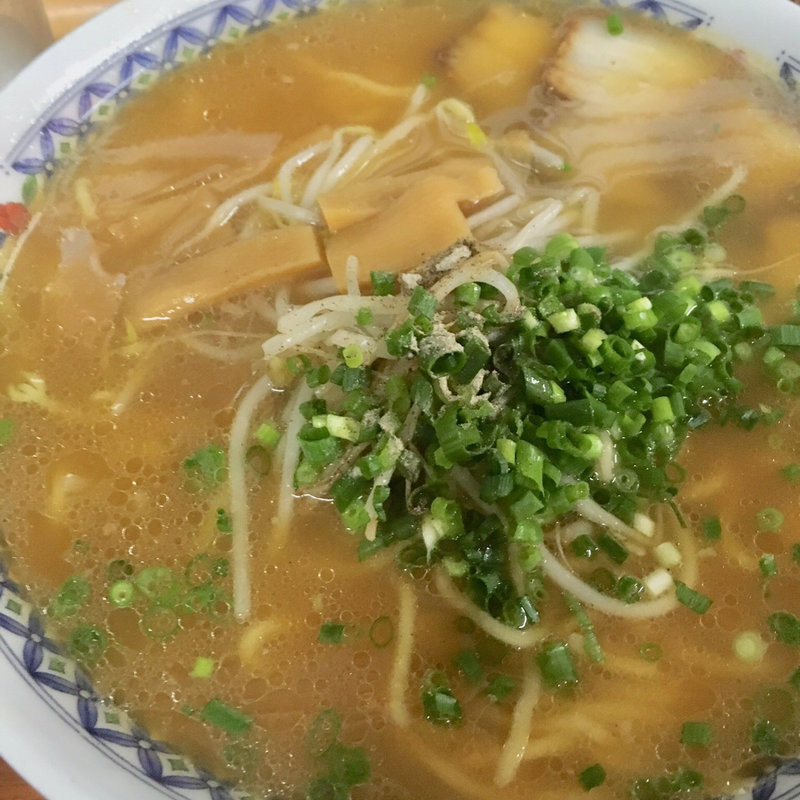 ラーメン（大）(ラーメン専門 ほんや)